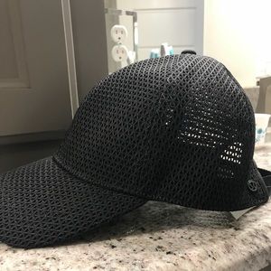 Lululemon hat